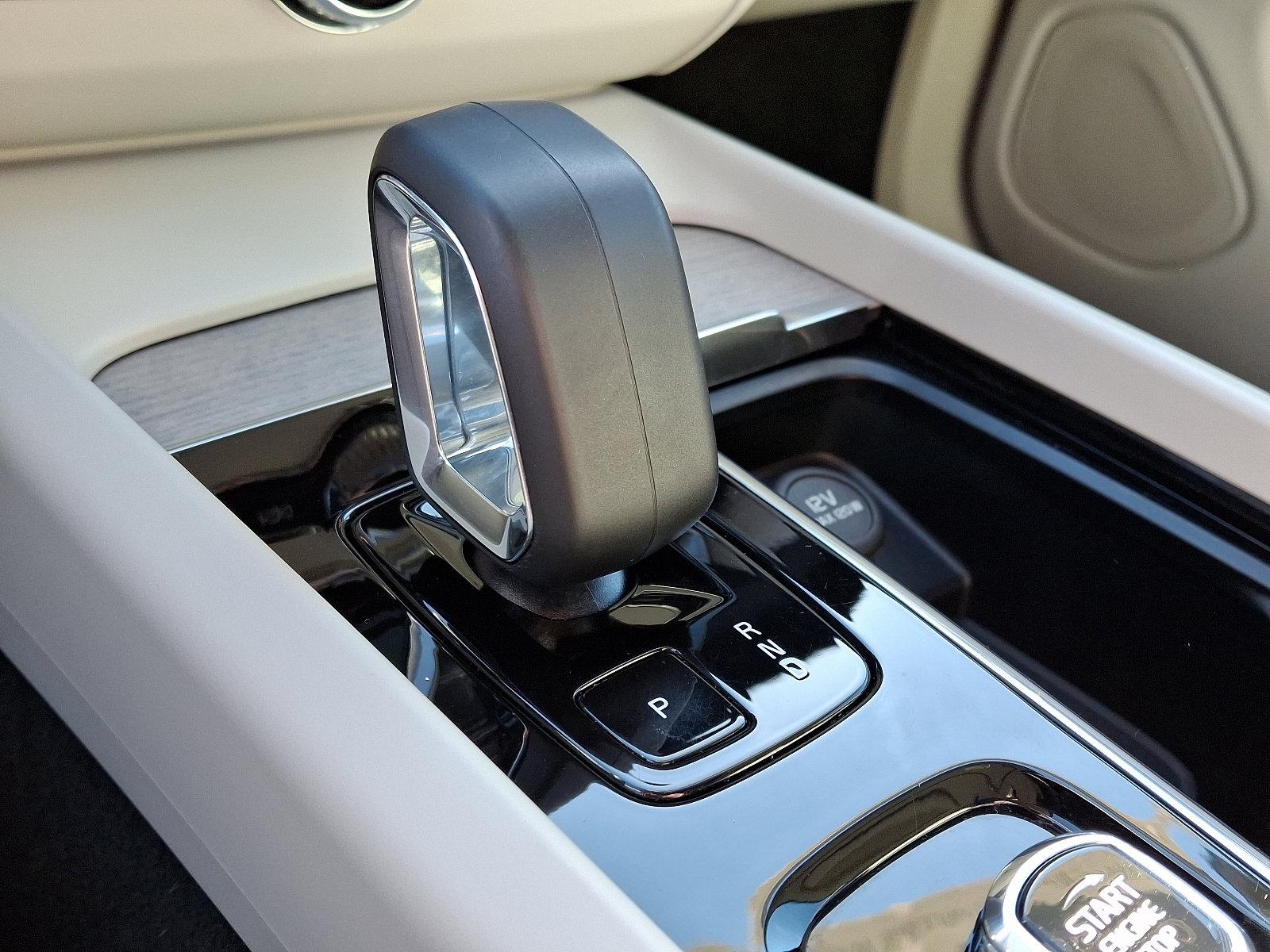 2023 Volvo XC60 Vehicle Photo in Trevose, PA 19053