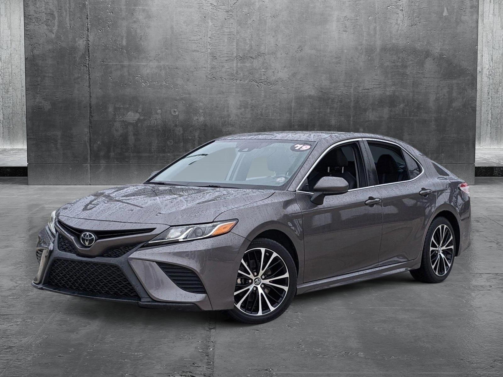 2019 Toyota Camry Vehicle Photo in Davie, FL 33331