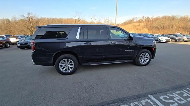 2023 Chevrolet Suburban Vehicle Photo in Pleasant Hills, PA 15236