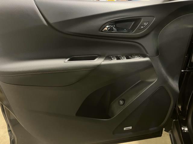 2022 Chevrolet Equinox Vehicle Photo in Roslyn, NY 11576