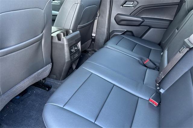2025 GMC Canyon Vehicle Photo in ELK GROVE, CA 95757-8703