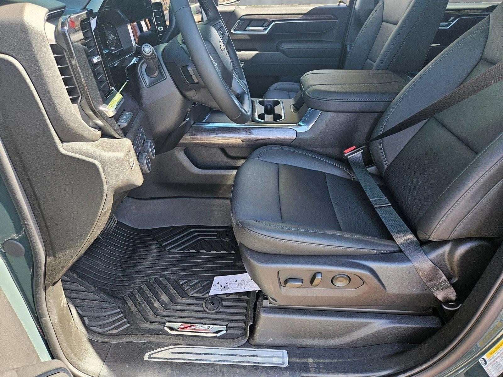 2025 Chevrolet Silverado 2500 HD Vehicle Photo in PEORIA, AZ 85382-3715