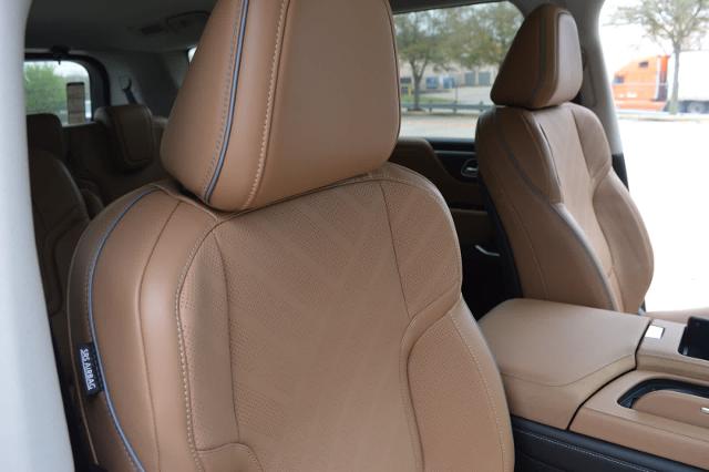 2025 INFINITI QX80 Vehicle Photo in Houston, TX 77090