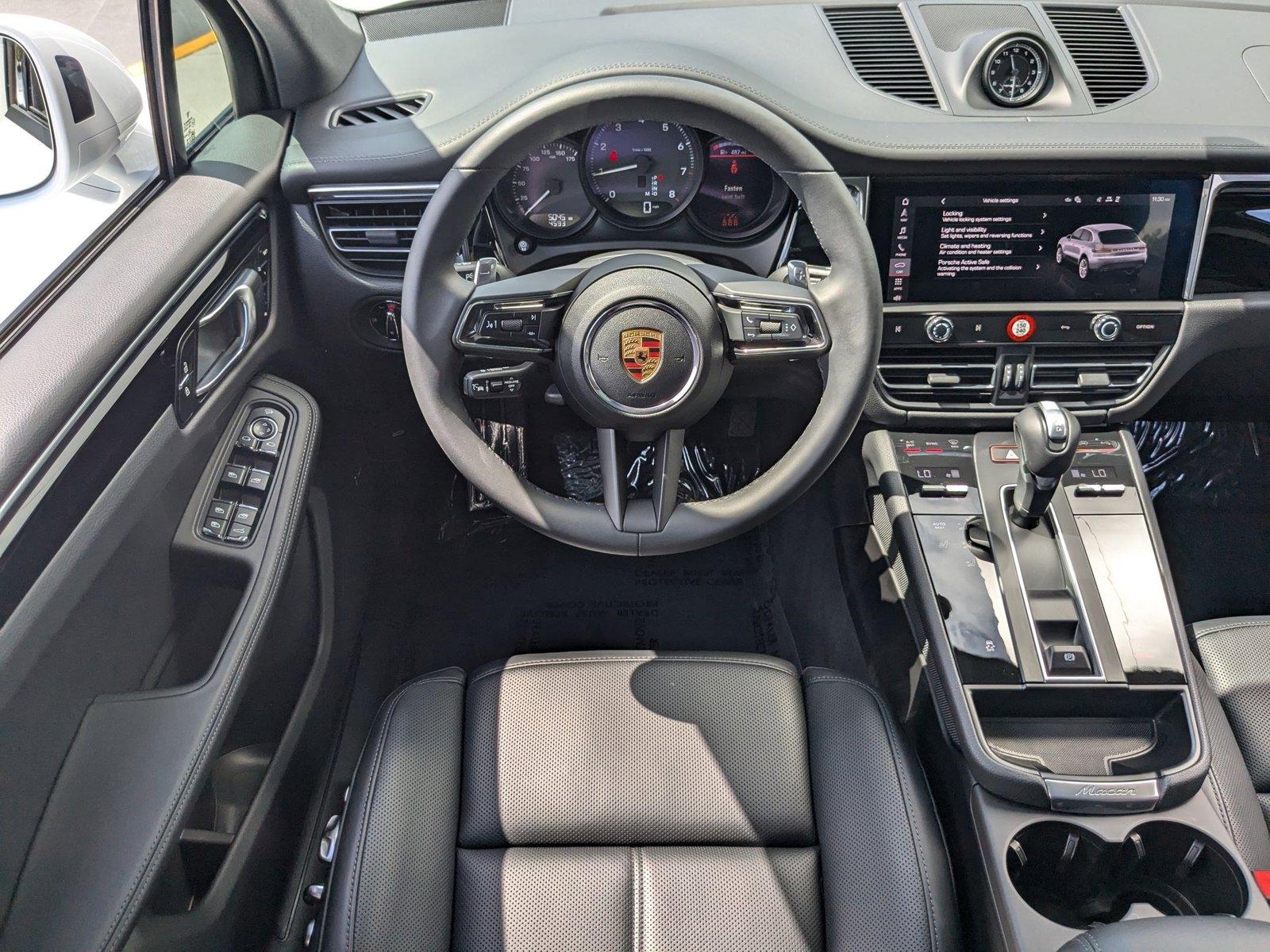 2025 Porsche Macan Vehicle Photo in Maitland, FL 32751
