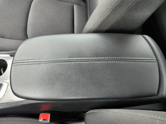 2020 Chevrolet Malibu Vehicle Photo in GREEN BAY, WI 54304-5303