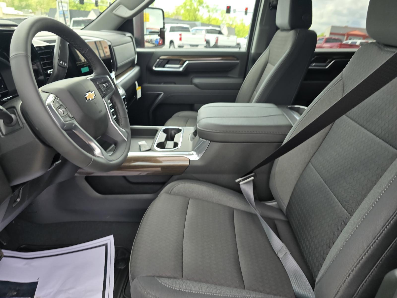 2025 Chevrolet Silverado 2500 HD Vehicle Photo in Rolla, MO 65401