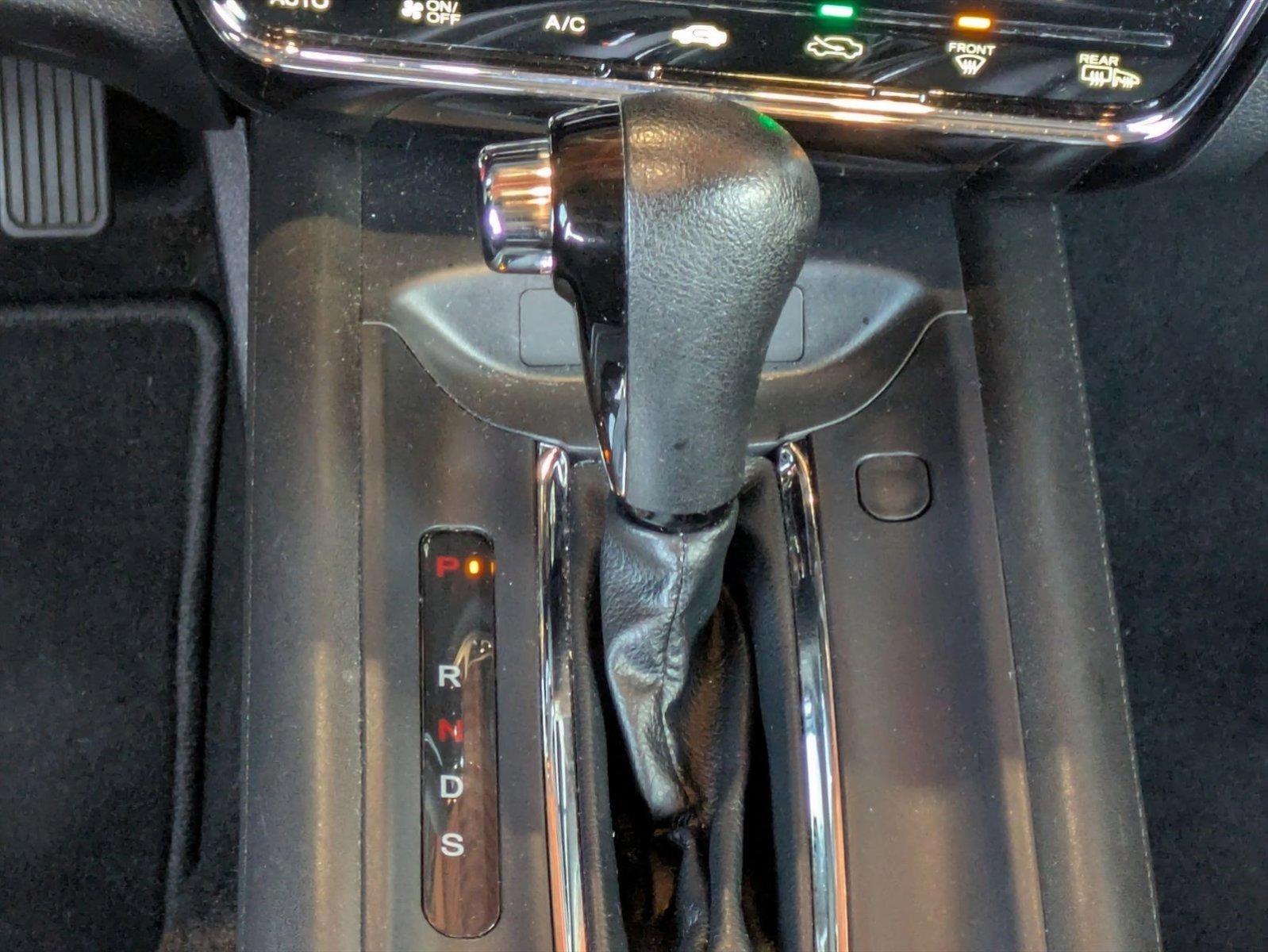 2021 Honda HR-V Vehicle Photo in Valencia, CA 91355-1794
