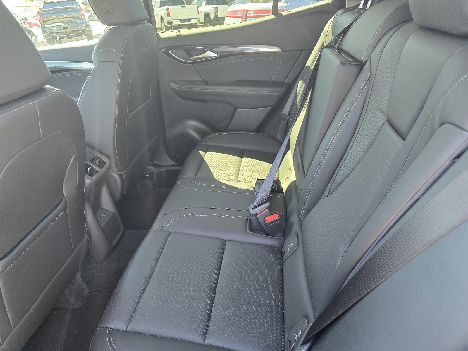 2025 Buick Envision Vehicle Photo in Rolla, MO 65401