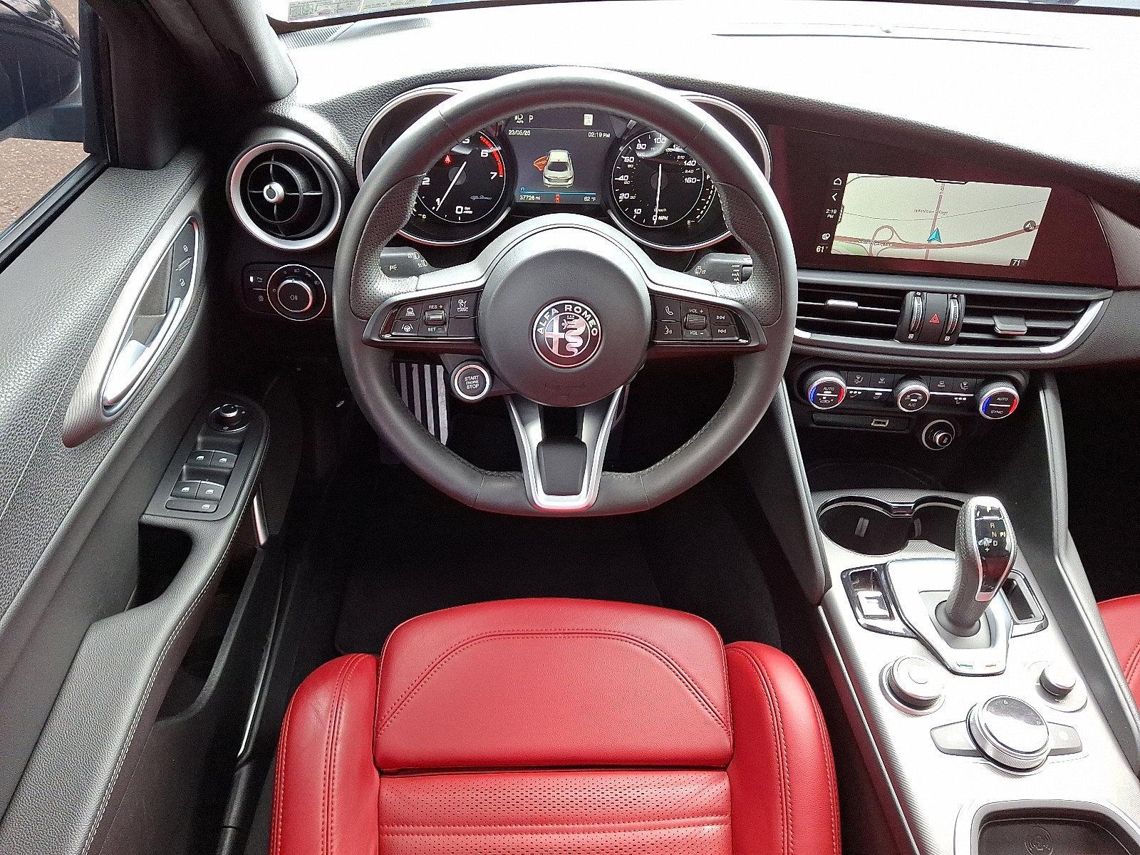 2022 Alfa Romeo Giulia Vehicle Photo in Willow Grove, PA 19090