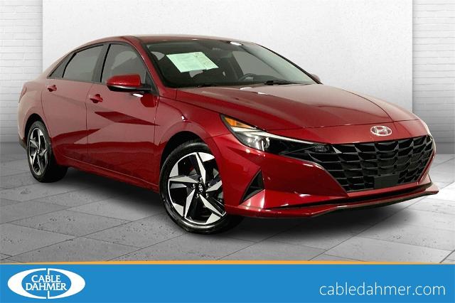 2023 Hyundai ELANTRA Vehicle Photo in Lees Summit, MO 64086