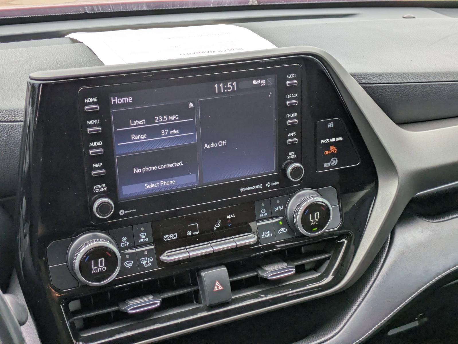 2021 Toyota Highlander Vehicle Photo in SELMA, TX 78154-1460