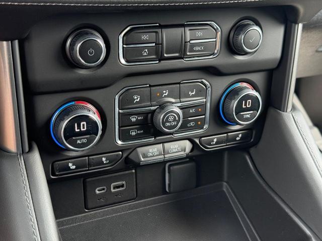 2023 Chevrolet Tahoe Vehicle Photo in COLUMBIA, MO 65203-3903