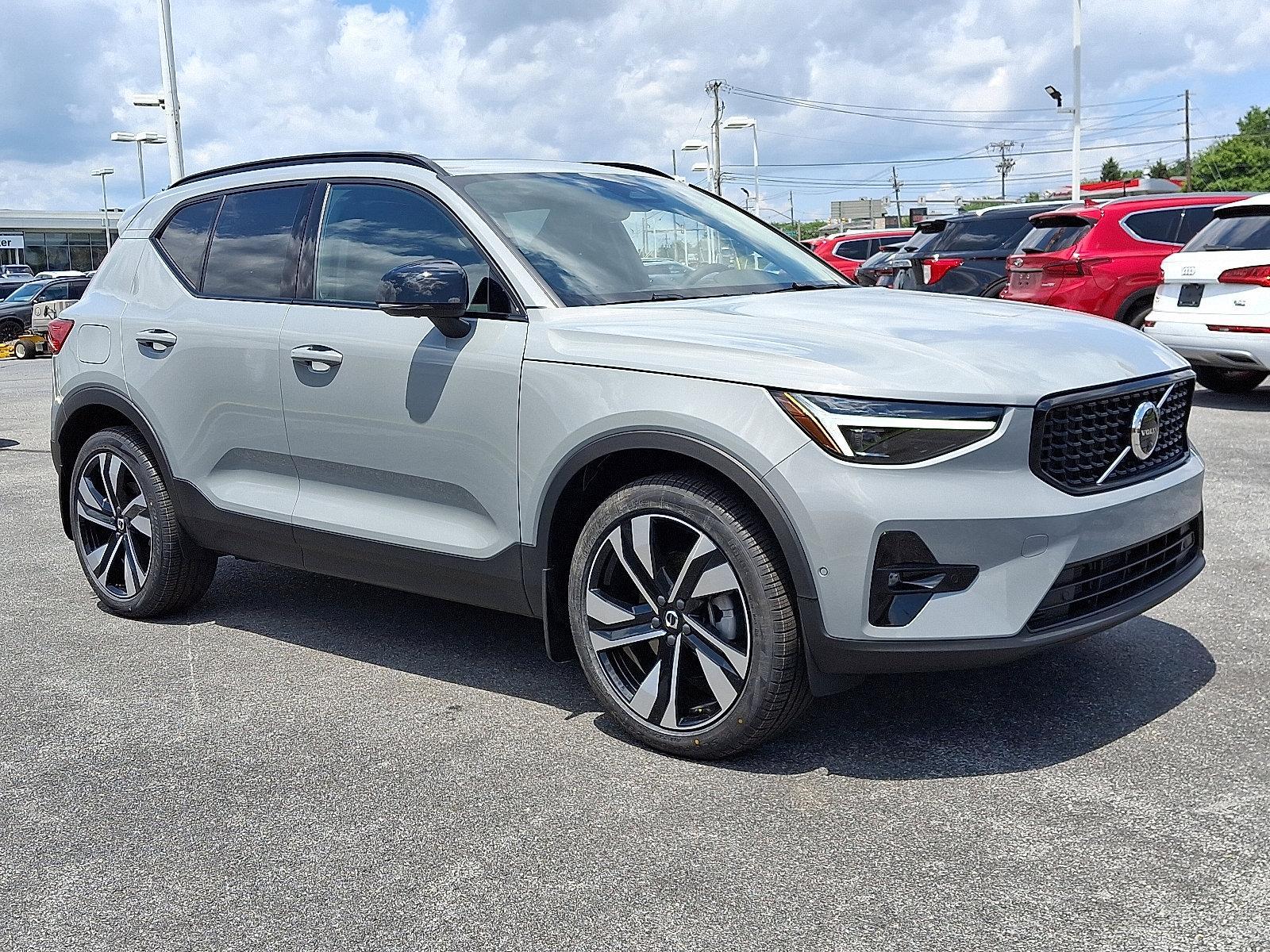 2025 Volvo XC40 Vehicle Photo in Lancaster, PA 17601