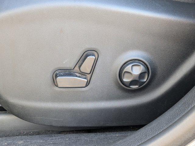 2019 Jeep Cherokee Vehicle Photo in BRUNSWICK, GA 31525-1881