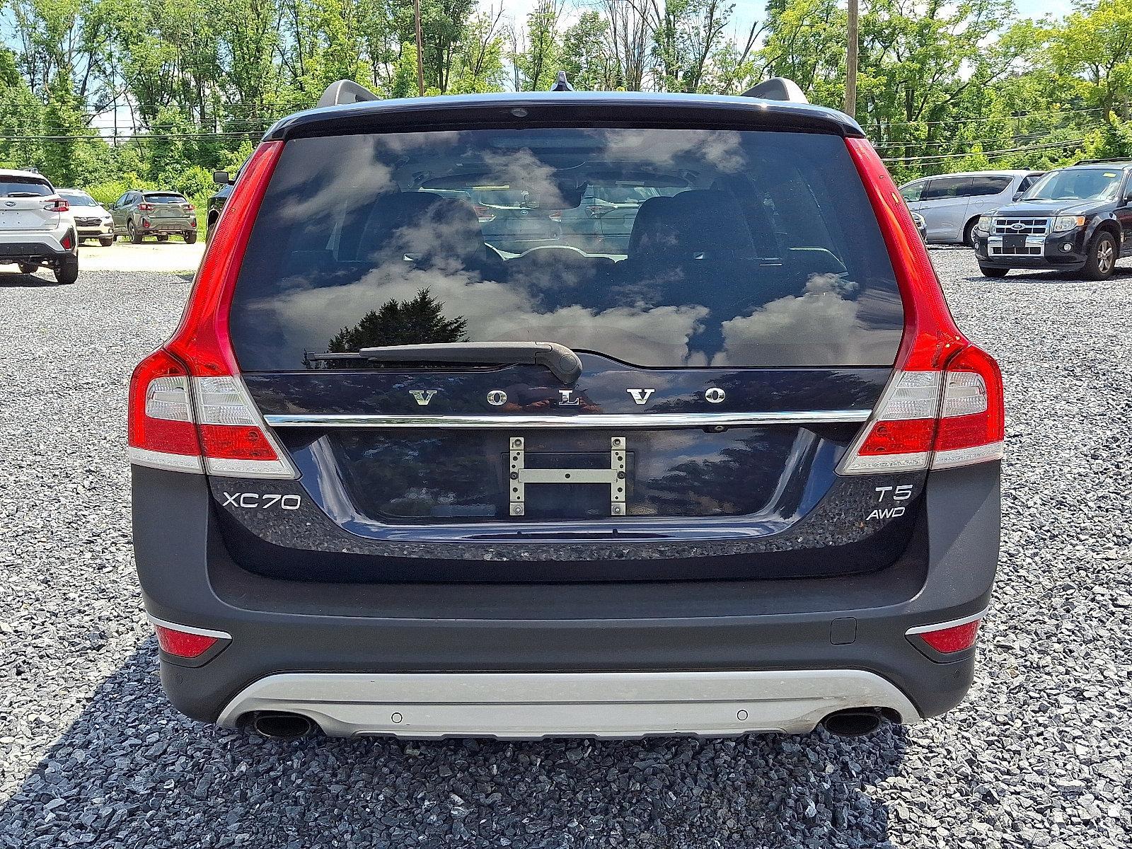 2016 Volvo XC70 Vehicle Photo in Harrisburg, PA 17111