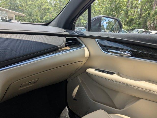 2017 Cadillac XT5 Vehicle Photo in BRUNSWICK, GA 31525-1881
