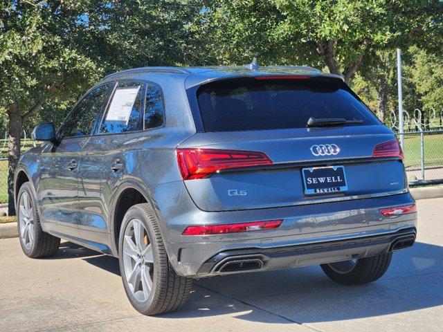 2025 Audi Q5 Vehicle Photo in HOUSTON, TX 77090