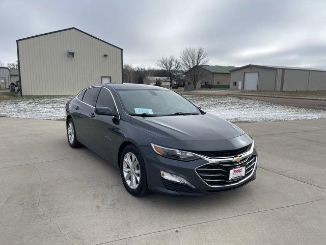 Used 2019 Chevrolet Malibu 1LT with VIN 1G1ZD5ST3KF194709 for sale in Beresford, SD