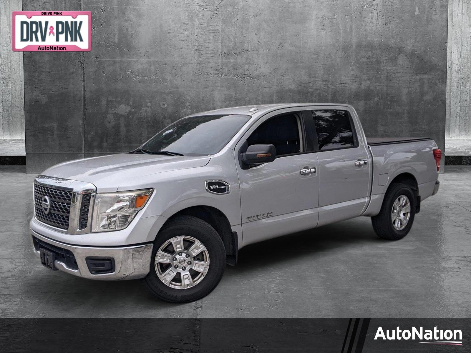 2017 Nissan Titan Vehicle Photo in PEMBROKE PINES, FL 33024-6534