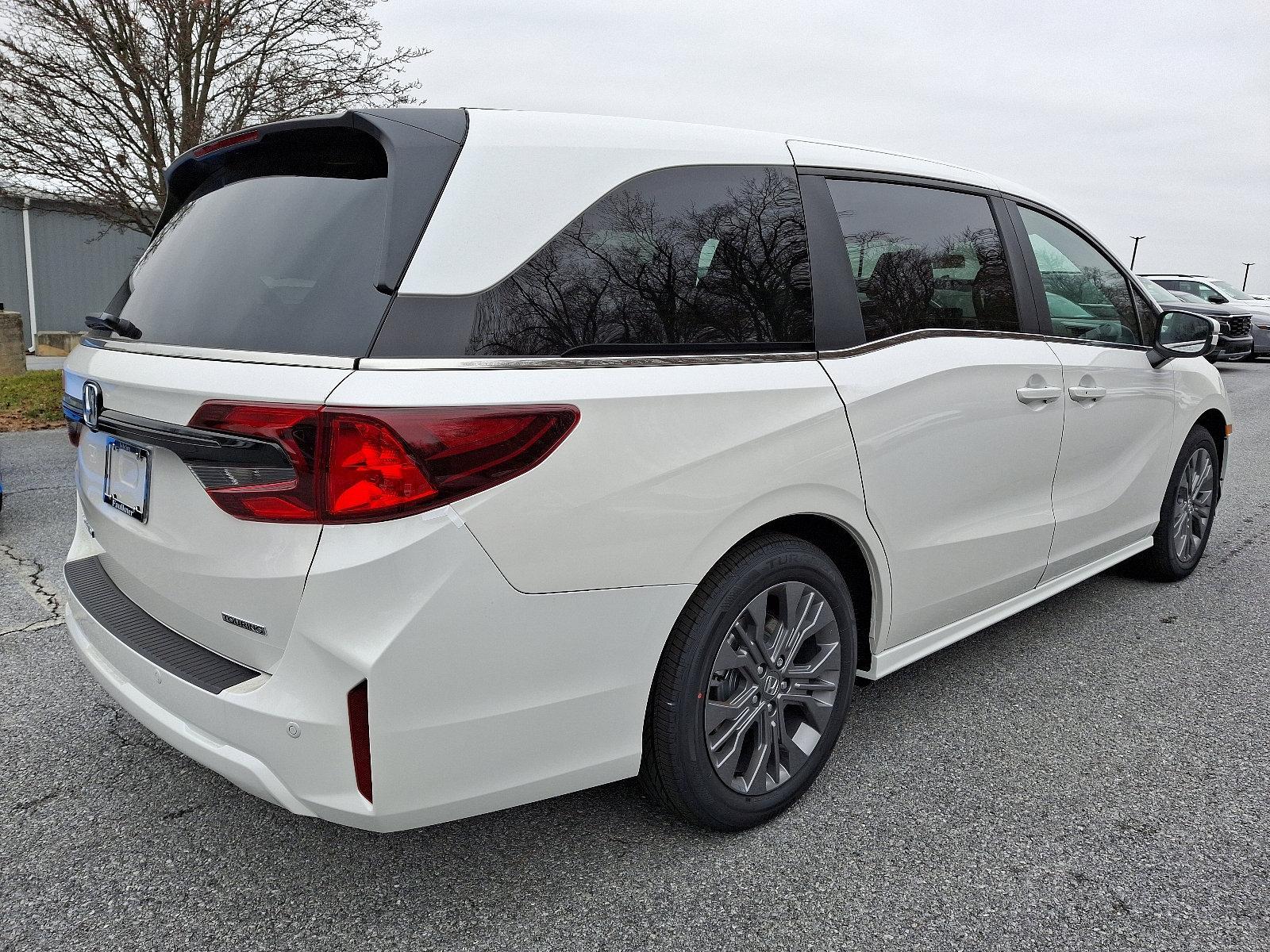2025 Honda Odyssey Vehicle Photo in Harrisburg, PA 17111