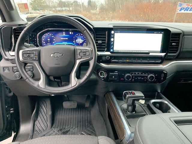 2022 Chevrolet Silverado 1500 Vehicle Photo in MOON TOWNSHIP, PA 15108-2571