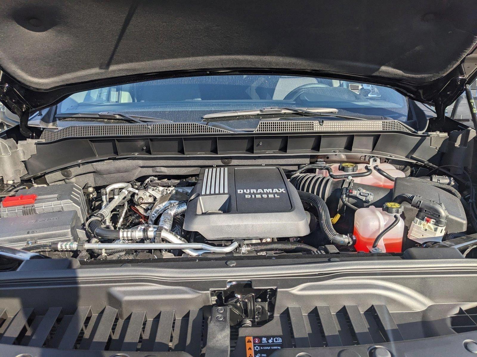 2025 Chevrolet Silverado 1500 Vehicle Photo in MIAMI, FL 33172-3015