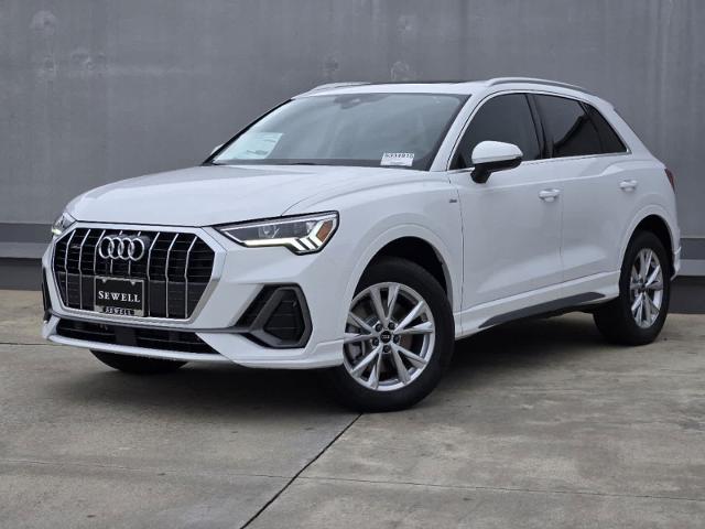 2025 Audi Q3 Vehicle Photo in SUGAR LAND, TX 77478