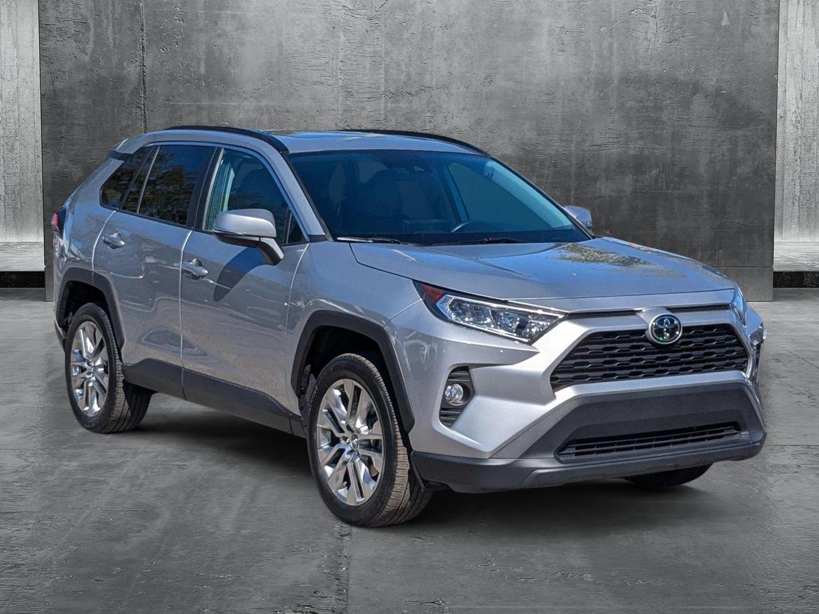 2020 Toyota RAV4 Vehicle Photo in Tampa, FL 33614