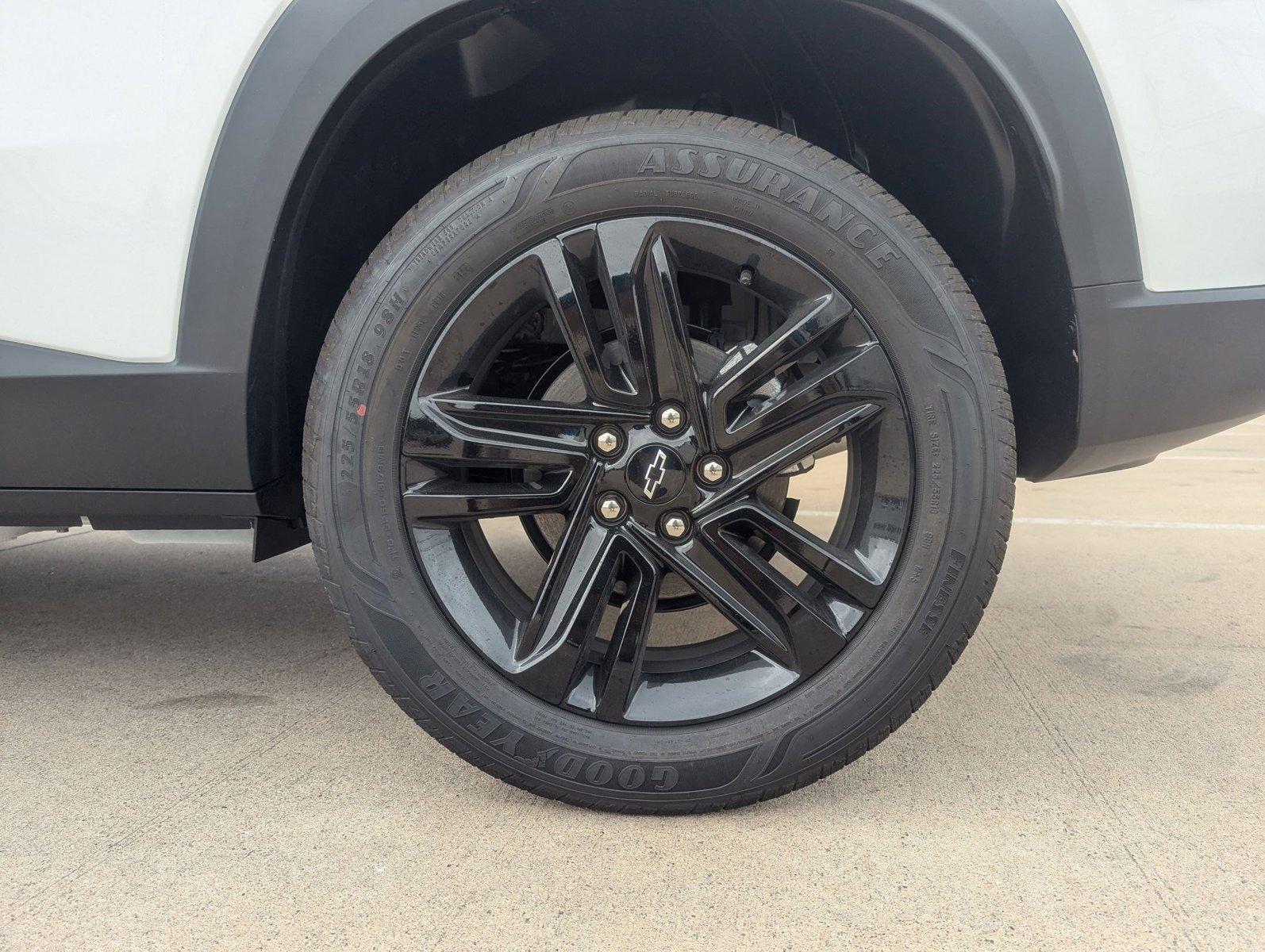 2025 Chevrolet Trax Vehicle Photo in CORPUS CHRISTI, TX 78412-4902