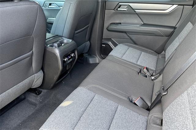 2025 GMC Acadia Vehicle Photo in ELK GROVE, CA 95757-8703