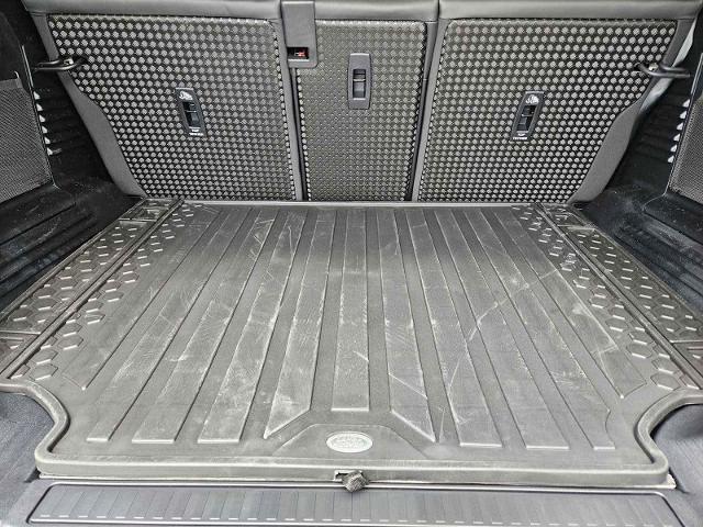 2025 Defender Vehicle Photo in AUSTIN, TX 78717