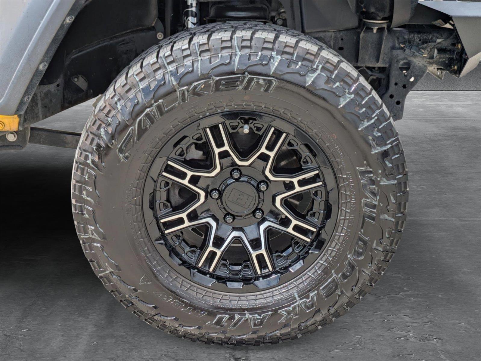 2020 Jeep Wrangler Unlimited Vehicle Photo in Tustin, CA 92782