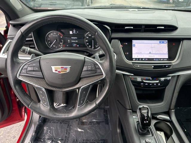 2021 Cadillac XT5 Vehicle Photo in MEDINA, OH 44256-9631