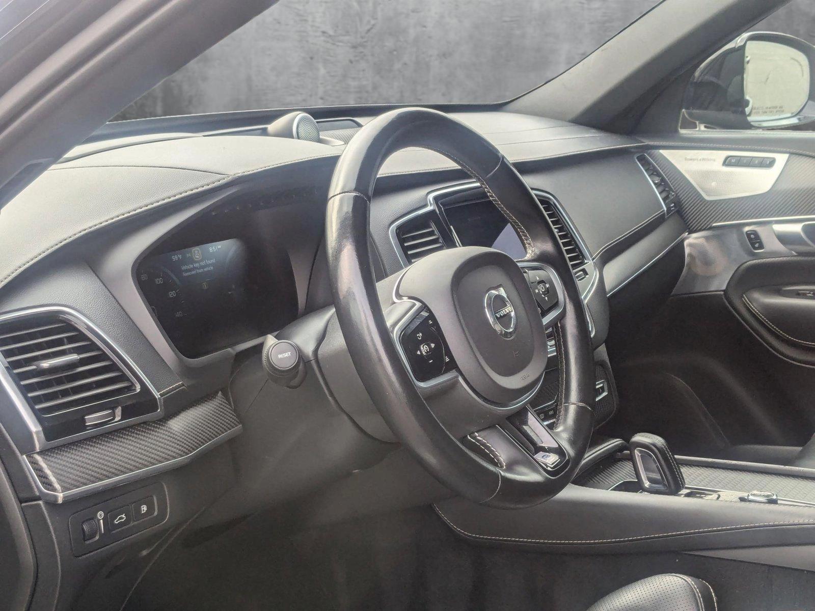 2020 Volvo XC90 Vehicle Photo in Valencia, CA 91355