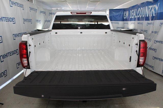 2025 GMC Sierra 1500 Vehicle Photo in SAINT CLAIRSVILLE, OH 43950-8512