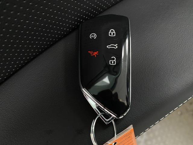 2025 Volkswagen Atlas Vehicle Photo in Appleton, WI 54913