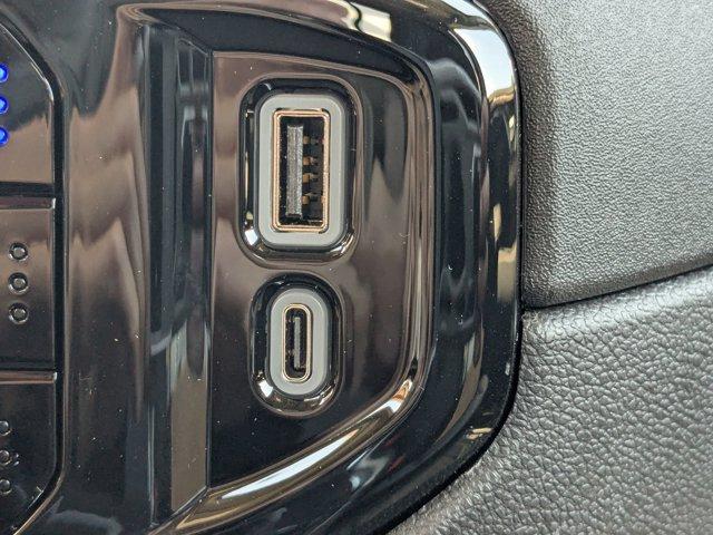2025 Chevrolet Silverado 2500 HD Vehicle Photo in BRUNSWICK, GA 31525-1881