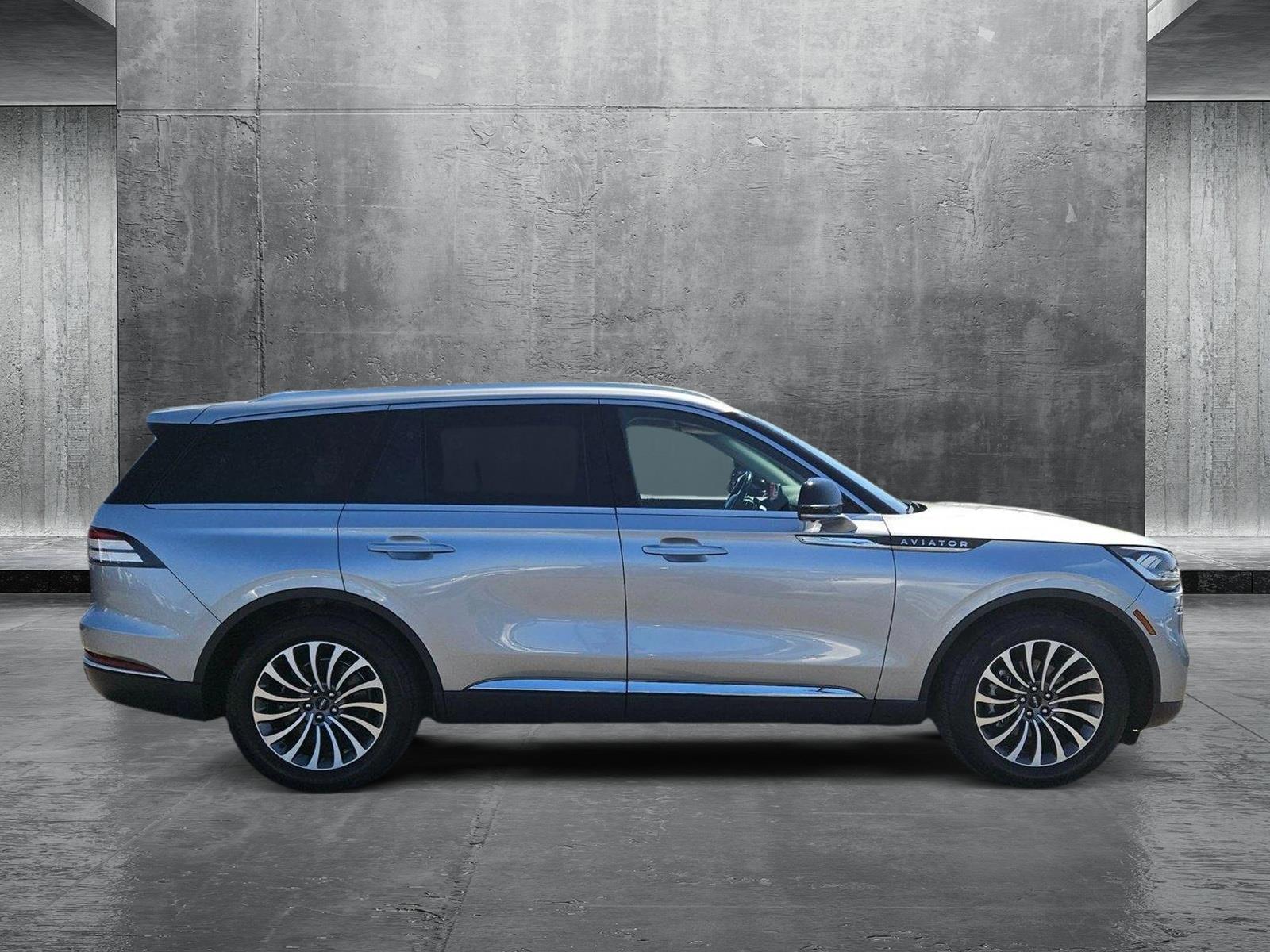 2020 Lincoln Aviator Vehicle Photo in MESA, AZ 85206-4395