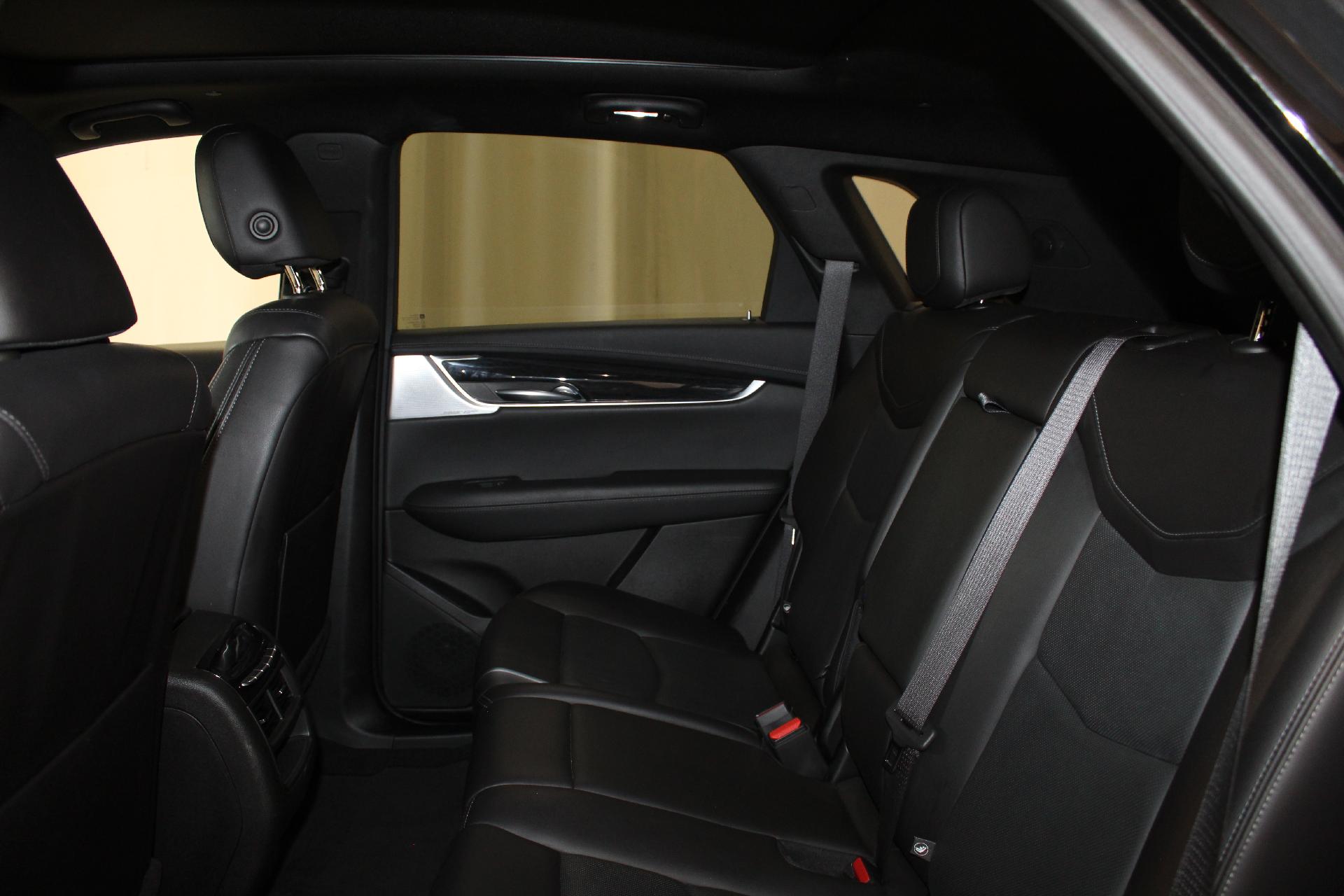 2023 Cadillac XT5 Vehicle Photo in NORTHAMPTON, MA 01060-1120