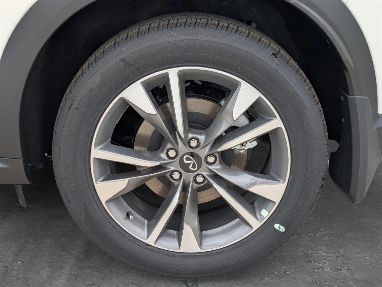 2025 INFINITI QX60 Vehicle Photo in Tustin, CA 92782