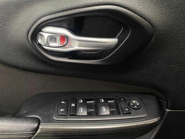 2016 Jeep Cherokee Vehicle Photo in Appleton, WI 54913