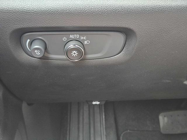 2022 Chevrolet Traverse Vehicle Photo in DENTON, TX 76210-9321