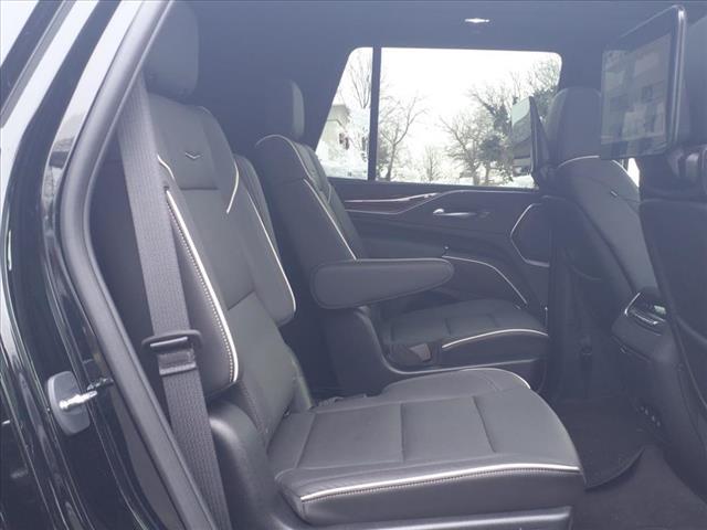 2023 Cadillac Escalade Vehicle Photo in SMITHTOWN, NY 11787-5023