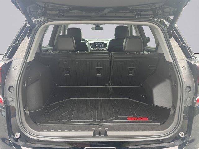 2024 GMC Terrain Vehicle Photo in LEOMINSTER, MA 01453-2952