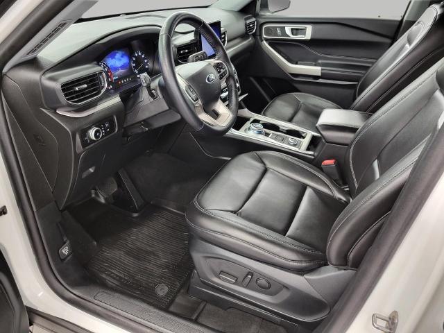 2023 Ford Explorer Vehicle Photo in Neenah, WI 54956