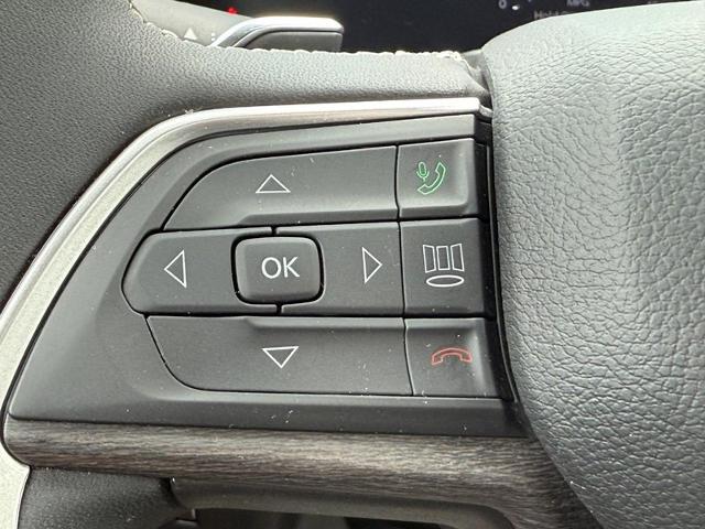 2023 Jeep Grand Cherokee L Vehicle Photo in COLUMBIA, MO 65203-3903