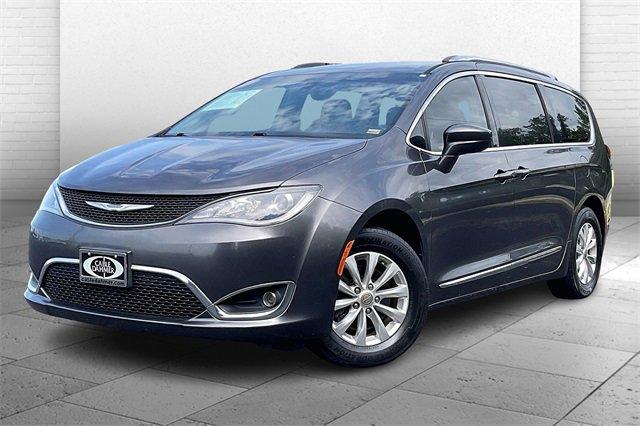 2018 Chrysler Pacifica Vehicle Photo in INDEPENDENCE, MO 64055-1314