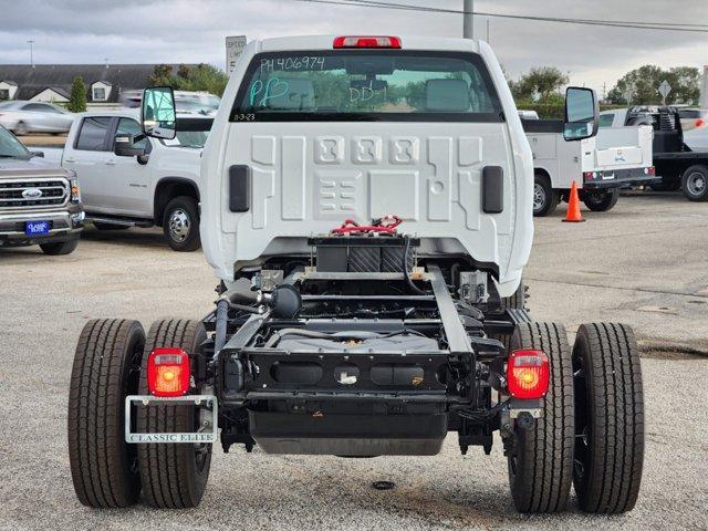 2023 Chevrolet Silverado 5500 HD Vehicle Photo in SUGAR LAND, TX 77478-0000