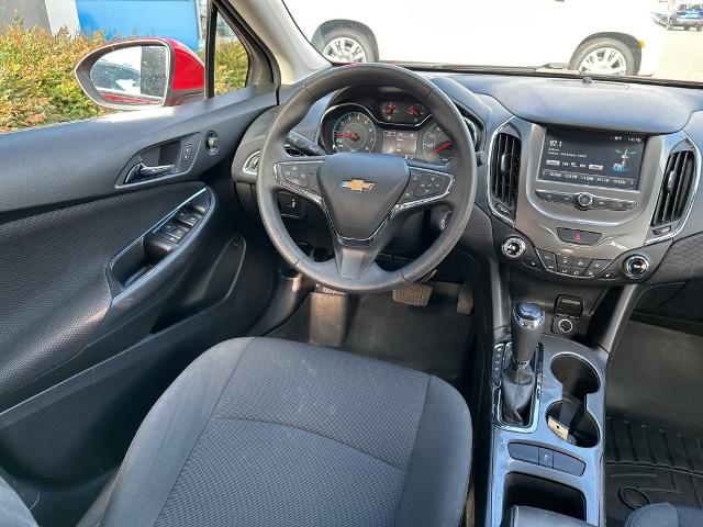 Used 2017 Chevrolet Cruze LT with VIN 1G1BE5SM8H7148299 for sale in Princeton, KY