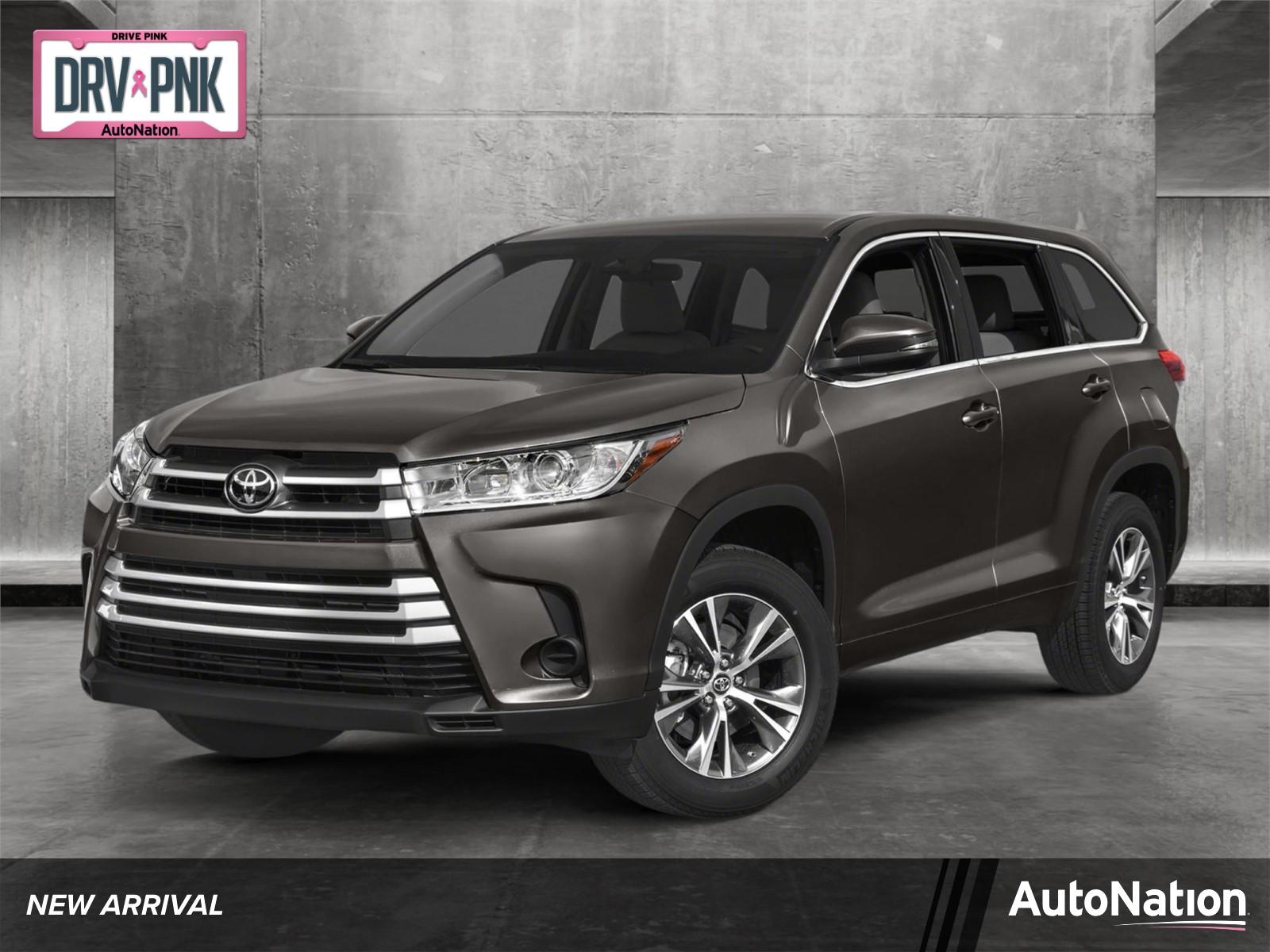 2019 Toyota Highlander Vehicle Photo in Miami, FL 33135